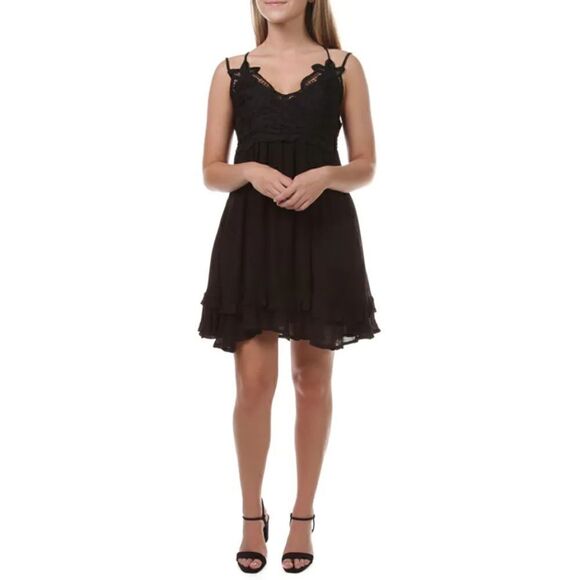NWT LISTICLE BRALLETE SKATER DRESS SZ L JUNIORS - Picture 2 of 3